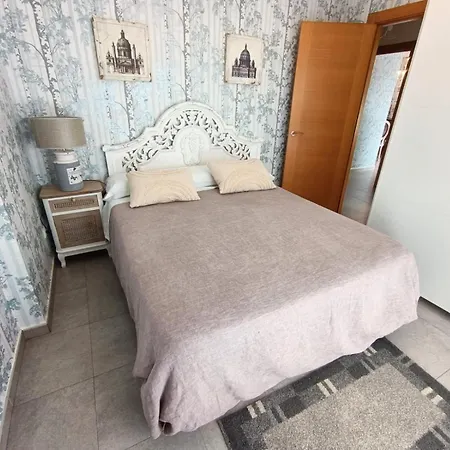 Atico Con Gran Terraza Y Vistas En Apartment *