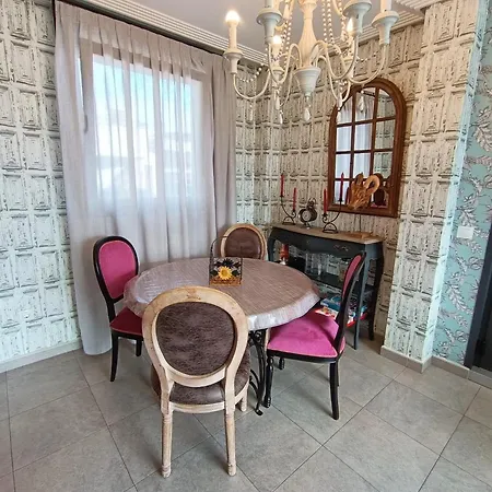 Atico Con Gran Terraza Y Vistas En Cudon