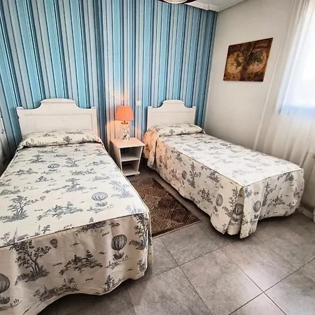 Atico Con Gran Terraza Y Vistas En * Cudon